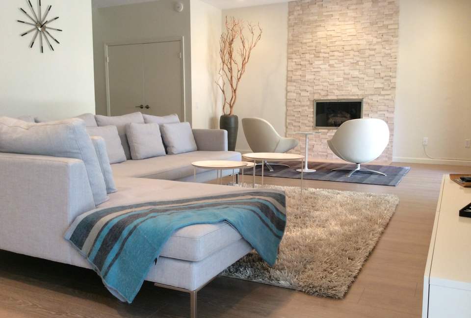 Great room and fireplace seating