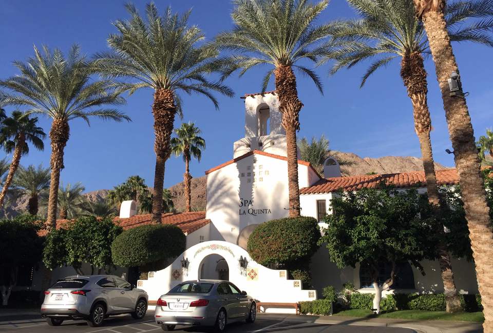 La Quinta Spa a short stroll away