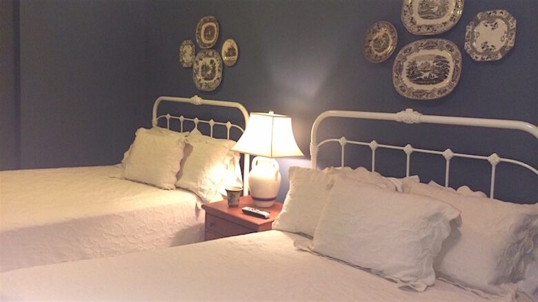 Lake Shore at Cedar Creek Racquet Club - Cashiers, North Carolina