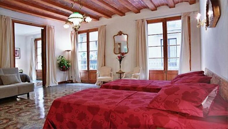 Art-Nouveau Apartment in the Heart of Barcelona - Barcelona, Spain