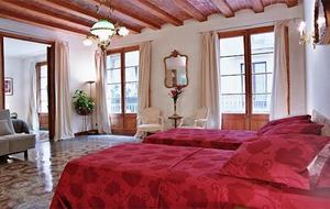 Art-Nouveau Apartment in the Heart of Barcelona - Barcelona, Spain