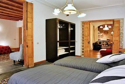 Art-Nouveau Apartment in the Heart of Barcelona - Barcelona, Spain