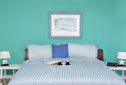 Harbor Haven, The Lighthouse at Oyster Bay - Oyster Pond, Sint Maarten (Dutch part)