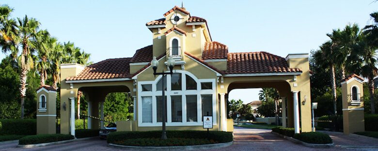 Orlando Lakefront Luxury near Universal and Disney - Orlando, Florida