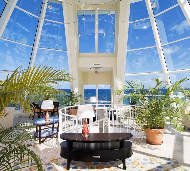 Harbor Haven, The Lighthouse at Oyster Bay - Oyster Pond, Sint Maarten (Dutch part)