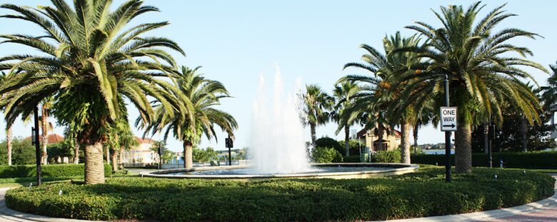 Orlando Lakefront Luxury near Universal and Disney - Orlando, Florida