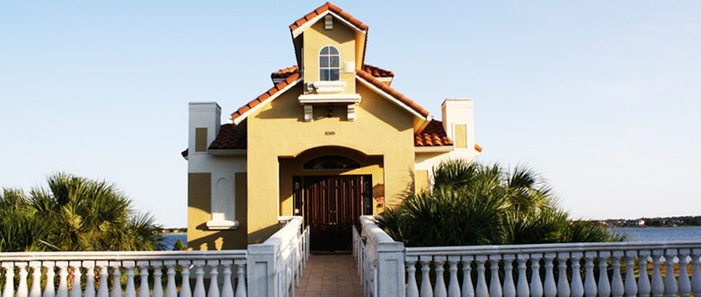 Orlando Lakefront Luxury near Universal and Disney - Orlando, Florida