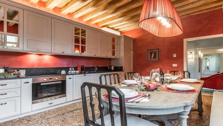 Ca' dell'Opera - Venice, Italy