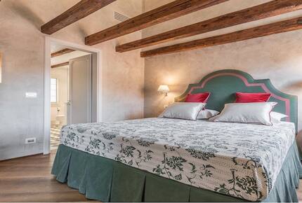 Ca' dell'Opera - Venice, Italy