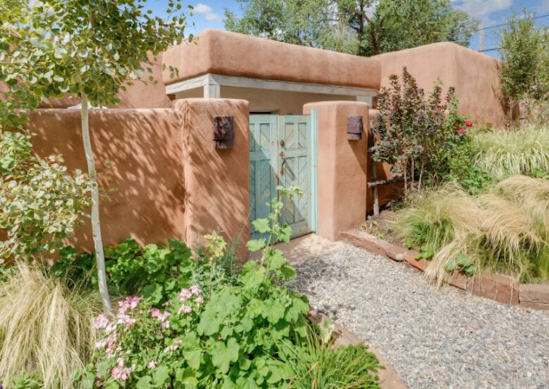 Historic District Home in Santa Fe - Santa Fe, New Mexico