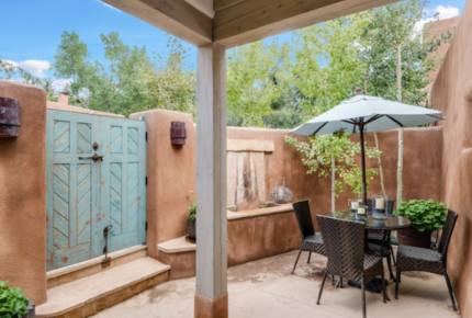 Historic District Home in Santa Fe - Santa Fe, New Mexico