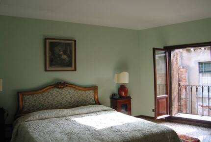 Beautiful Apartment on the Grand Canal - Venice, Italy