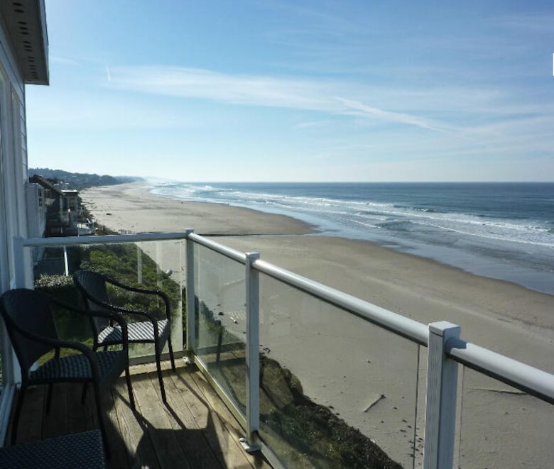 Oceanfront Oregon Home - Lincoln City, Oregon