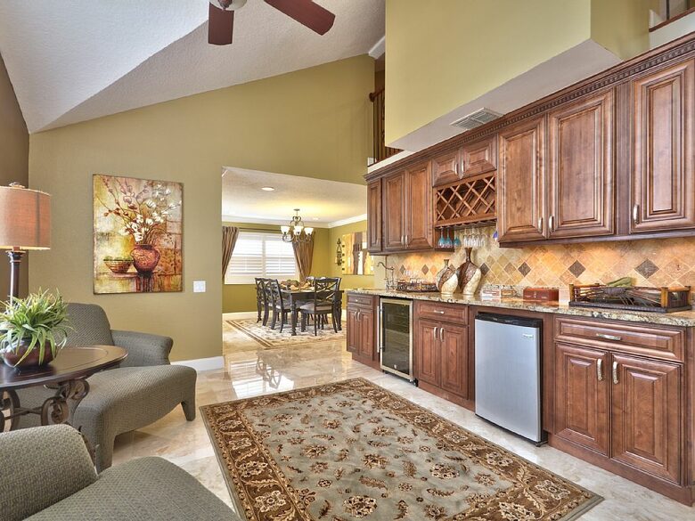 Lake Tarpon Waterfront Home - Palm Harbor, Florida