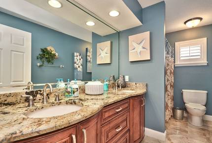 Lake Tarpon Waterfront Home - Palm Harbor, Florida