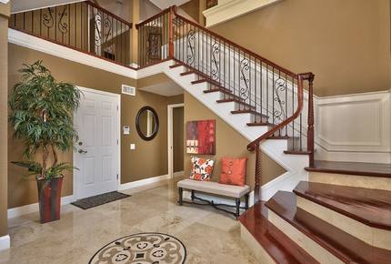 Lake Tarpon Waterfront Home - Palm Harbor, Florida