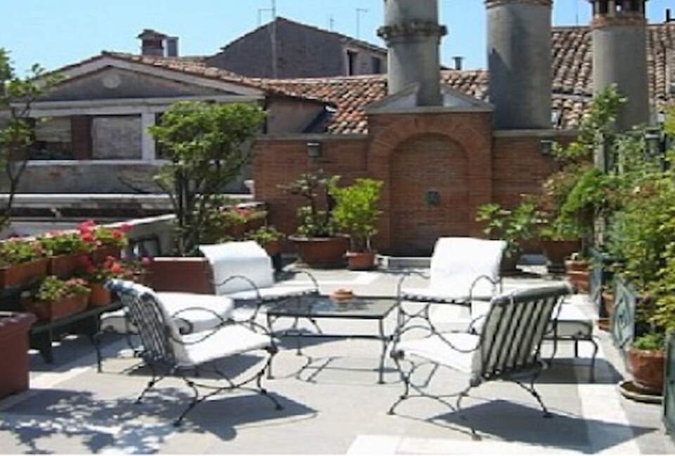 Grand Venetian Palazzo near Rialto Bridge - Venice, Italy