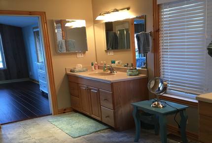 South Bay Lake House - Apsley, Canada