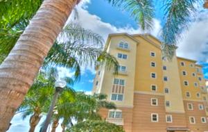 Orlando Lakefront Luxury near Universal and Disney - Orlando, Florida