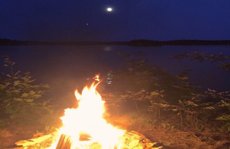 South Bay Lake House - Apsley, Canada