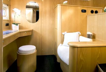 TradeWinds 62ft 4 Cabin Crewed Catamaran Flagship Class - St. Martin Sailing Vacation - Marigot, Sint Maarten (Dutch part)