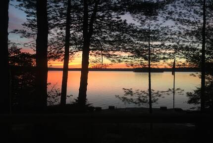South Bay Lake House - Apsley, Canada