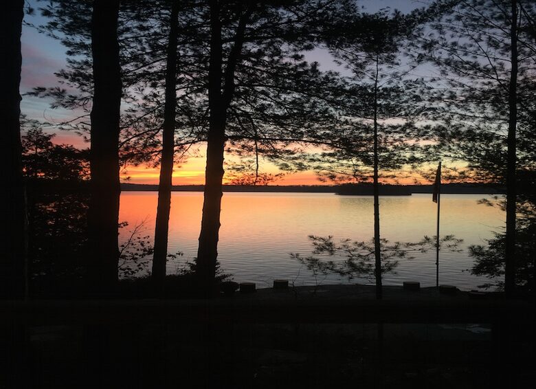 South Bay Lake House - Apsley, Canada