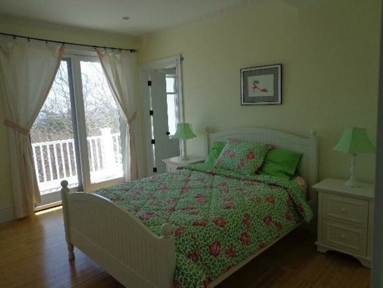 Seaview Avenue Beachfront Estate - Barnstable, Massachusetts