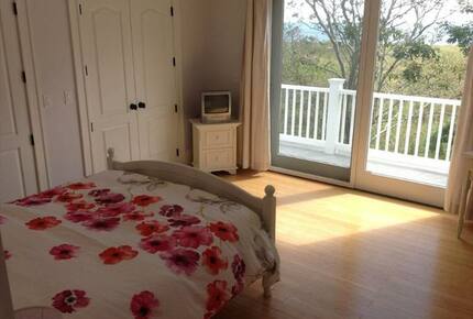 Seaview Avenue Beachfront Estate - Barnstable, Massachusetts