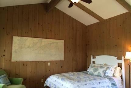 Seaview Avenue Beachfront Estate - Barnstable, Massachusetts