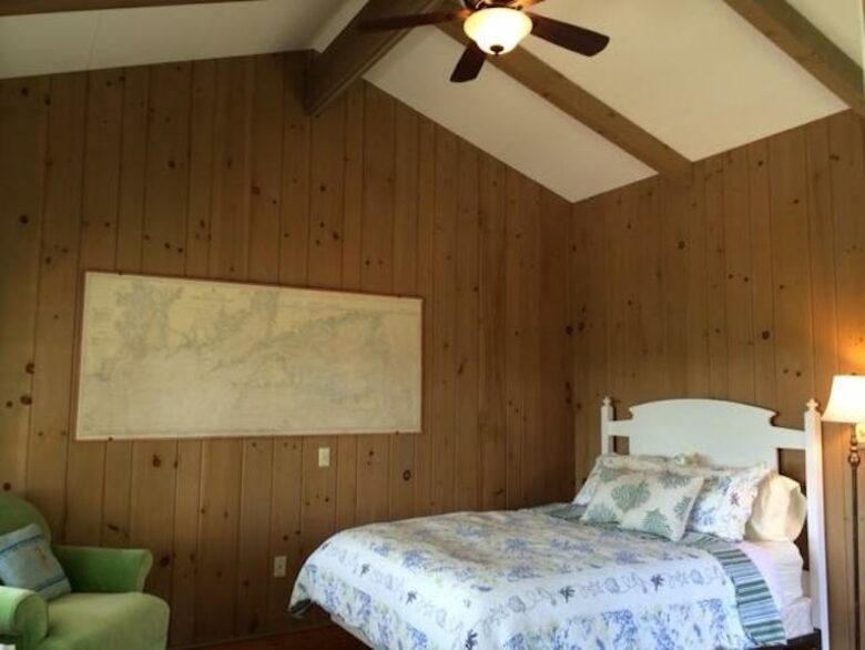 Seaview Avenue Beachfront Estate - Barnstable, Massachusetts