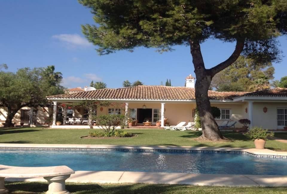 Villa Colina - Estepona, Spain