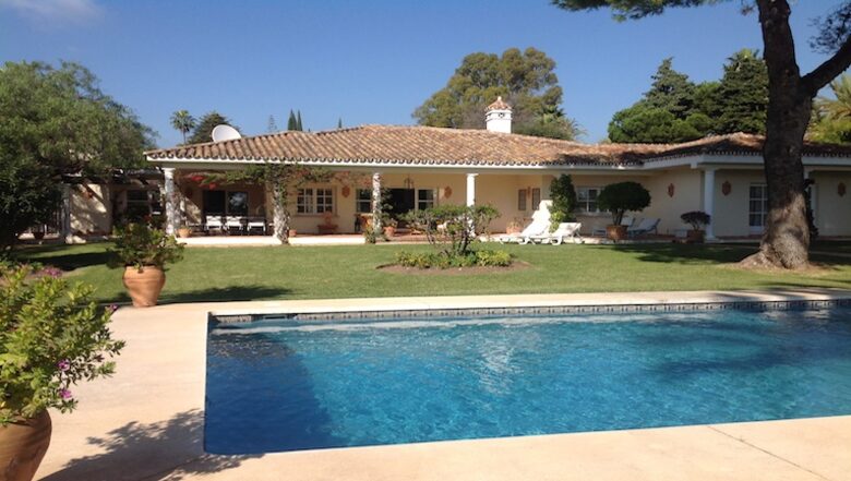 Villa Colina - Estepona, Spain