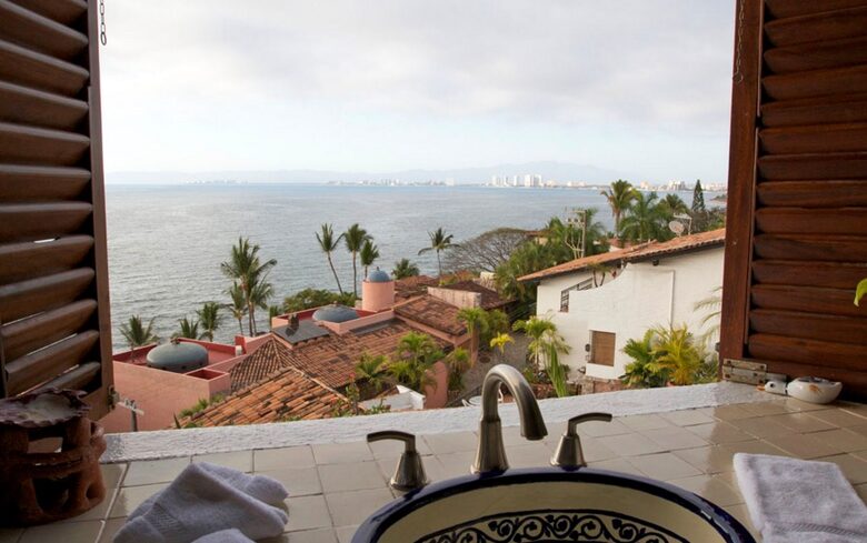 Casa Tres Coronitas - Puerto Vallarta, Mexico