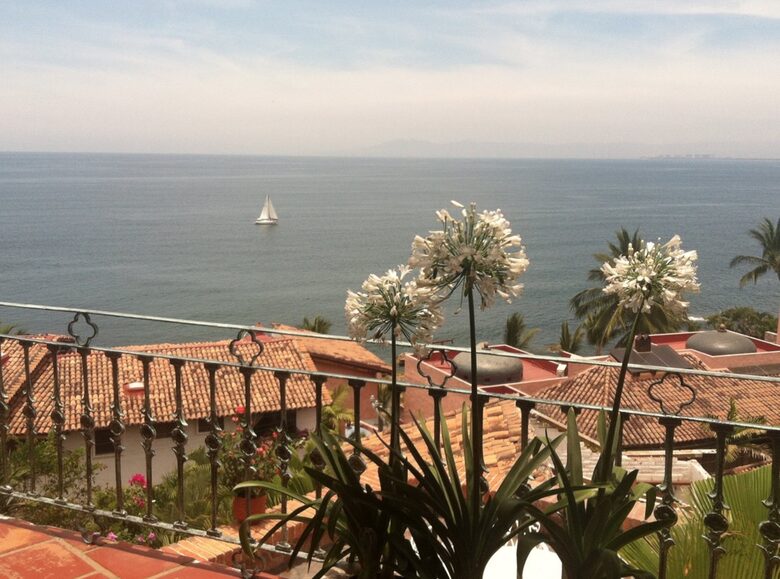 Casa Tres Coronitas - Puerto Vallarta, Mexico