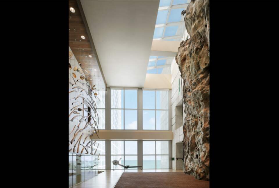 Carillon Hotel & Spa with optional Yacht Rental! - Miami Beach, Florida