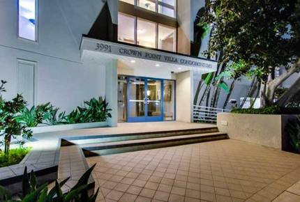 Crown Point Residence- Pacific Beach - San Diego, California