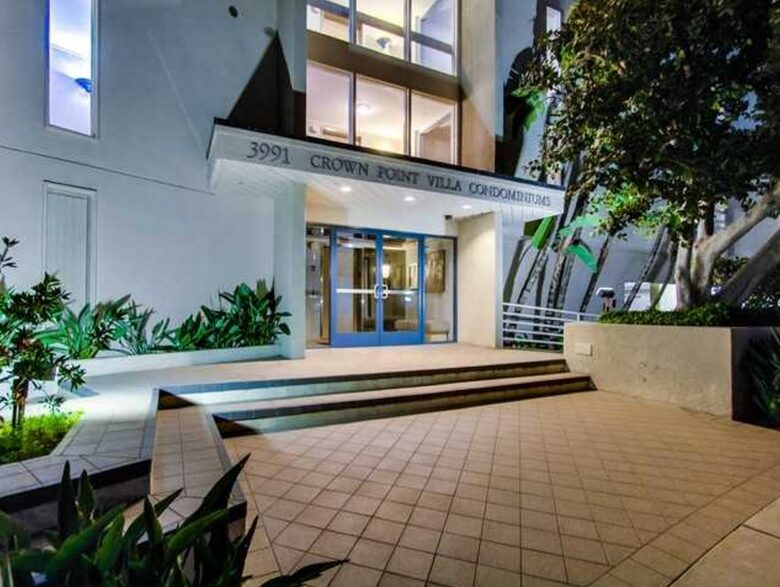 Crown Point Residence- Pacific Beach - San Diego, California