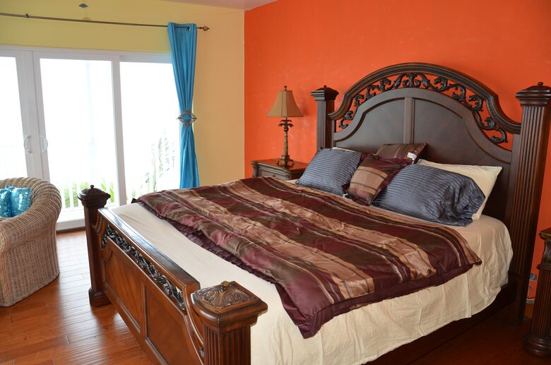 Oceanfront Villa Caprice - Nassau, Bahamas