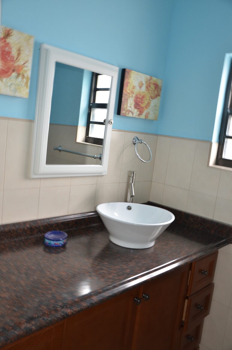 Oceanfront Villa Caprice - Nassau, Bahamas