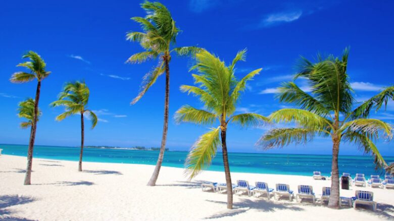 Oceanfront Villa Caprice - Nassau, Bahamas