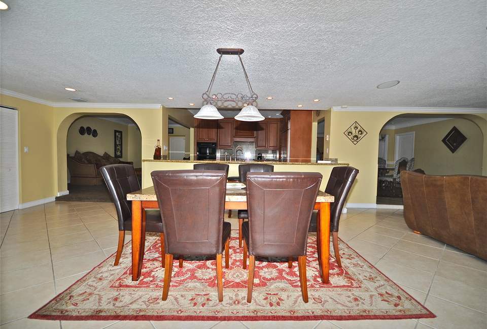 The Tiki Hut - Lighthouse Point, Florida