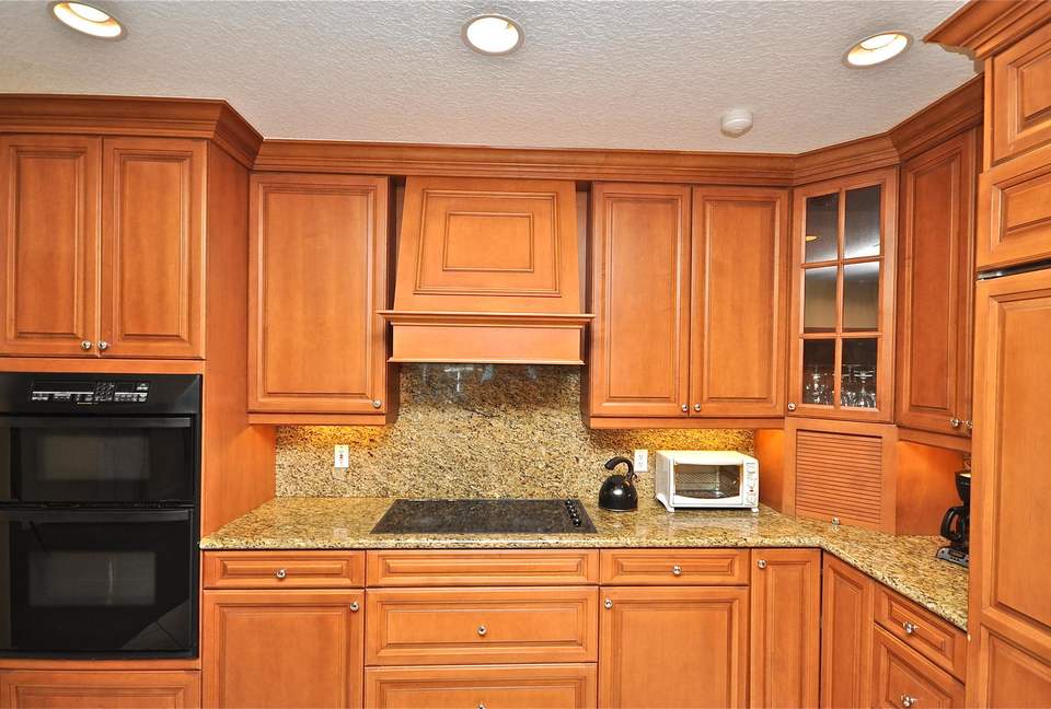 The Tiki Hut - Lighthouse Point, Florida