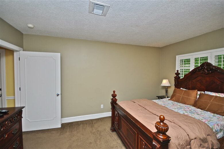 The Tiki Hut - Lighthouse Point, Florida