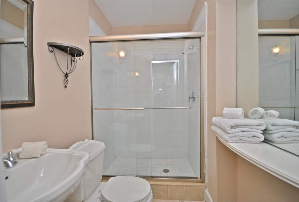 The Tiki Hut - Lighthouse Point, Florida