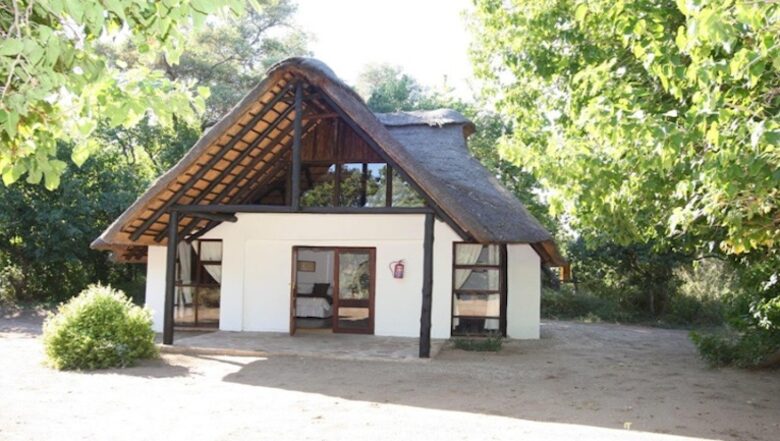 Santhata Camp - North Tuli Game Reserve, Botswana