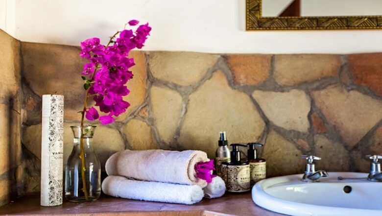 Santhata Camp - North Tuli Game Reserve, Botswana