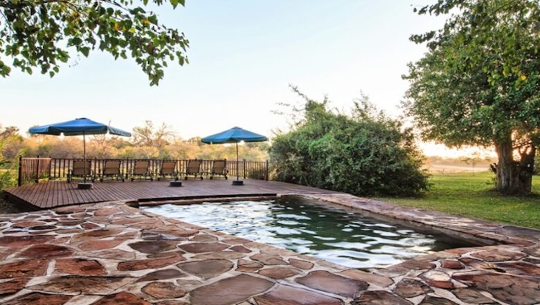 Santhata Camp - North Tuli Game Reserve, Botswana