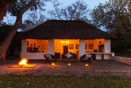 Santhata Camp - North Tuli Game Reserve, Botswana