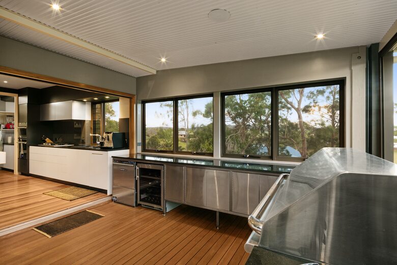 Australia - Lake Tinaroo Hinterland Retreat - Yungaburra, Australia